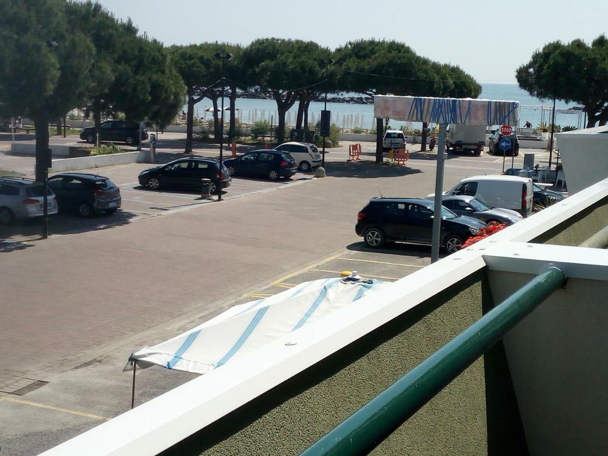 Faro 23 Apartment Lido delle Nazioni Exterior photo